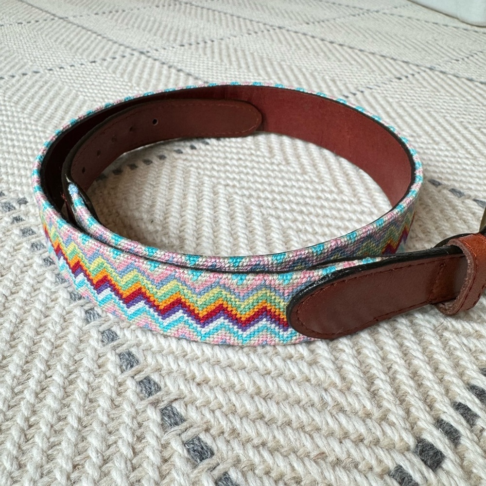 Smathers & Branson needlepoint belt. Chevron multi color. Size 32